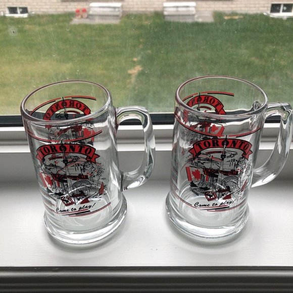 Canadian Tall Beer Glasses (set of 2) - Picture 1 of 4